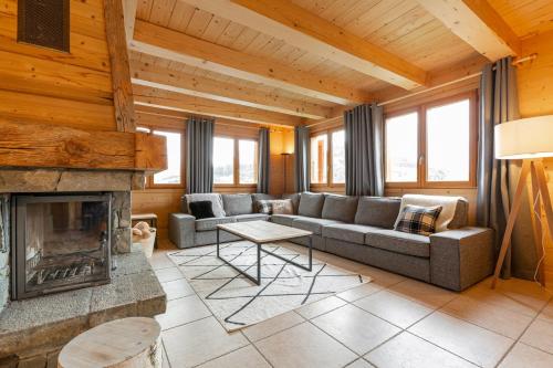 Appartement Chalet des Grands Bois - spacieux, cosy et vue sur les Aravis 1256 route du Mont Le Grand-Bornand