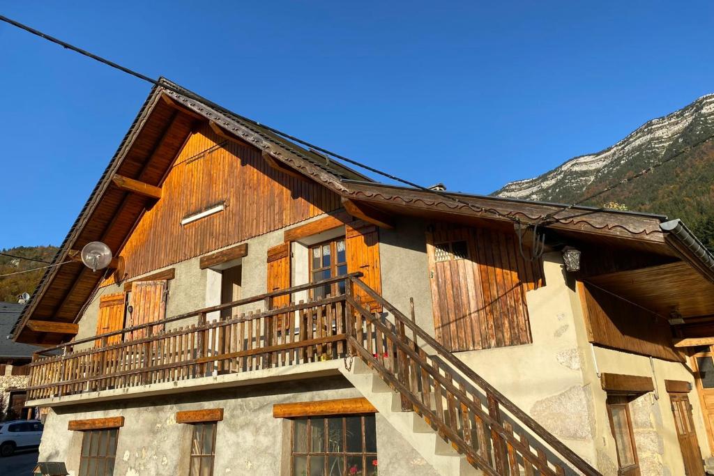 Gite le Chalet à Raclette Les vincents, 73670 Entremont-le-Vieux