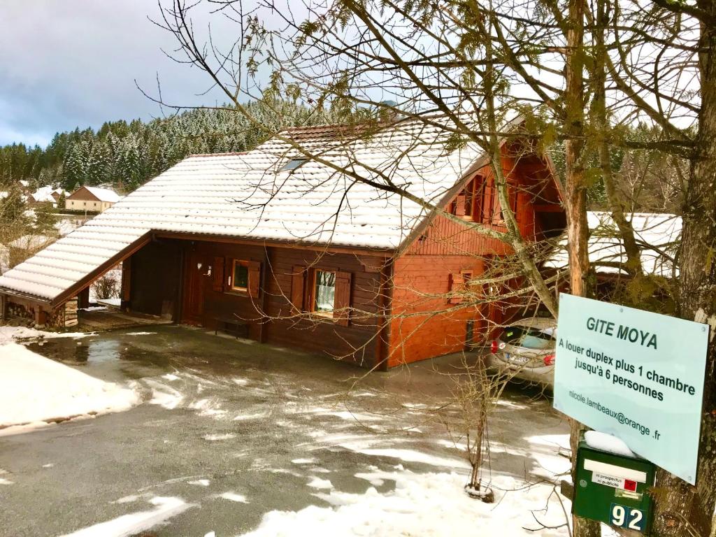 Chalet gite moya 92, chemin des bas rupts 88400 Gérardmer