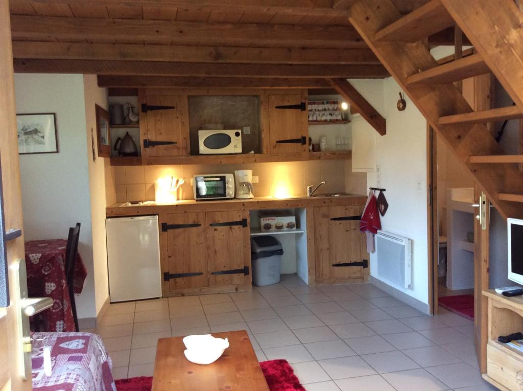 Chalet Grenier savoyard Les hottes ouest 20 impasse des lingues 74340 Verchaix