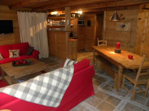 CHALET GRINCH 90m2, 3 Sdb, skis aux pieds, wifi Tignes france