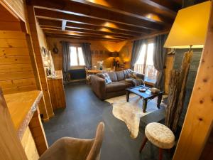 Haut de Chalet L'entasse n°9