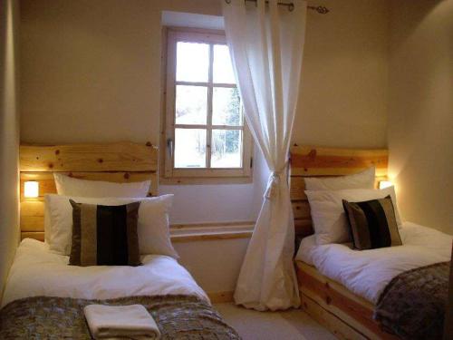 Impressive 3 Bedroom Chalet, 150m from ski lift