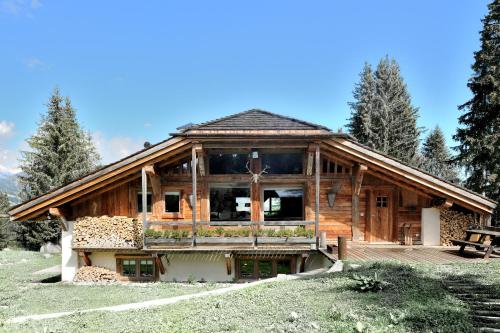 Chalet Javen - 520m2 avec piscine chauffée et home cinéma Megève france