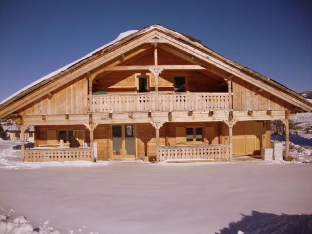 Chalet Ker Carlit 13 rue de la jasette 66210 Saint-Pierre-dels-Forcats