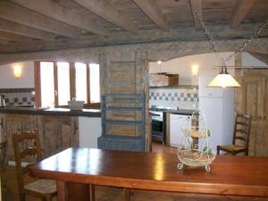 Chalet Ker Peric 13 rue de la jasette 66210 Saint-Pierre-dels-Forcats Languedoc-Roussillon