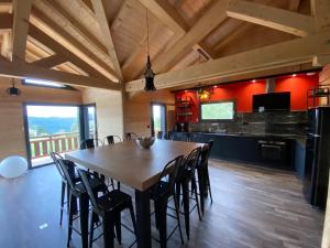 L'ADRET DU TEMPS CHALET 10 PERSONNES 170m2