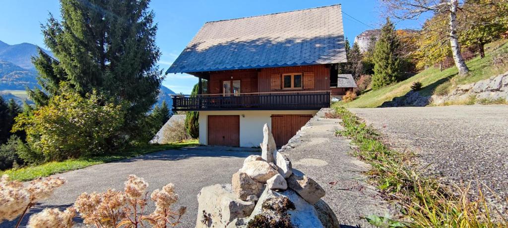 Chalet Chalet l'Alpe 787 route des Lanches, 73670 Saint-Pierre-dʼEntremont