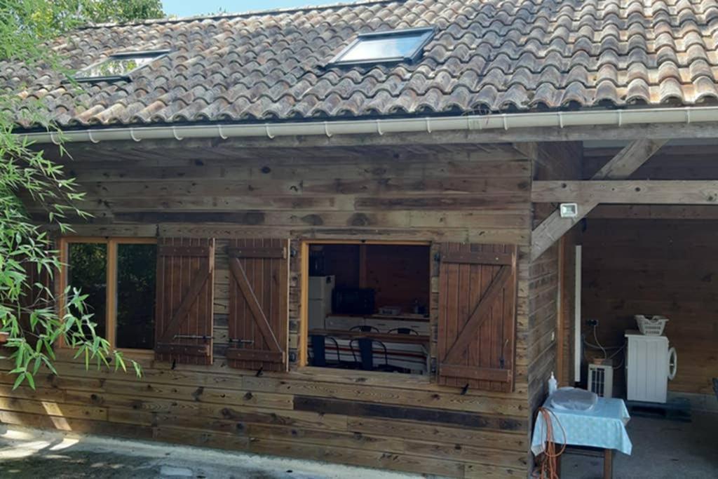 la cabane au fond du jardin 14 Allée du Comte, 33460 Arsac