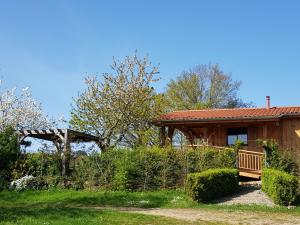 Chalet La cabane du jardin Les Mathieux 63160 Bongheat Auvergne