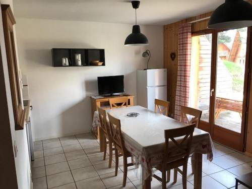 Chalet La Joue du Loup, 3 pièces, 7 personnes - FR-1-504-592 Le Dévoluy france