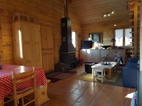 Chalet Chalet La Joue du Loup, 4 pièces, 6 personnes - FR-1-504-640 Residence Les Hauts de la Lauziere LA JOUE DU LOUP Le Dévoluy