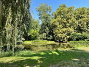 La maison du lac, au cœur de la nature