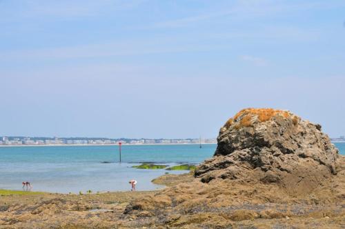 B&B / Chambre d'hôtes Chalet Lakmé 9, rue Pierre 1er de Serbie Le Pouliguen