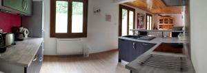 LE BOIS JOLI Chalet 4 étoiles CLEDICIHOME Cadre paisible en lisière de forêt