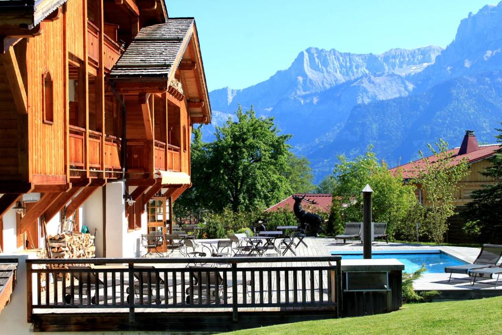 Chalet Le Cerf Amoureux Chalet Privé & Spa 118 Route de Barthoud 74700 Sallanches