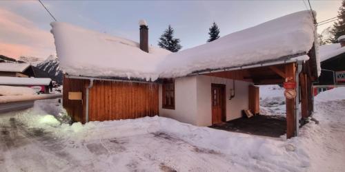 le chalet d'auguste 2 à 12 personnes