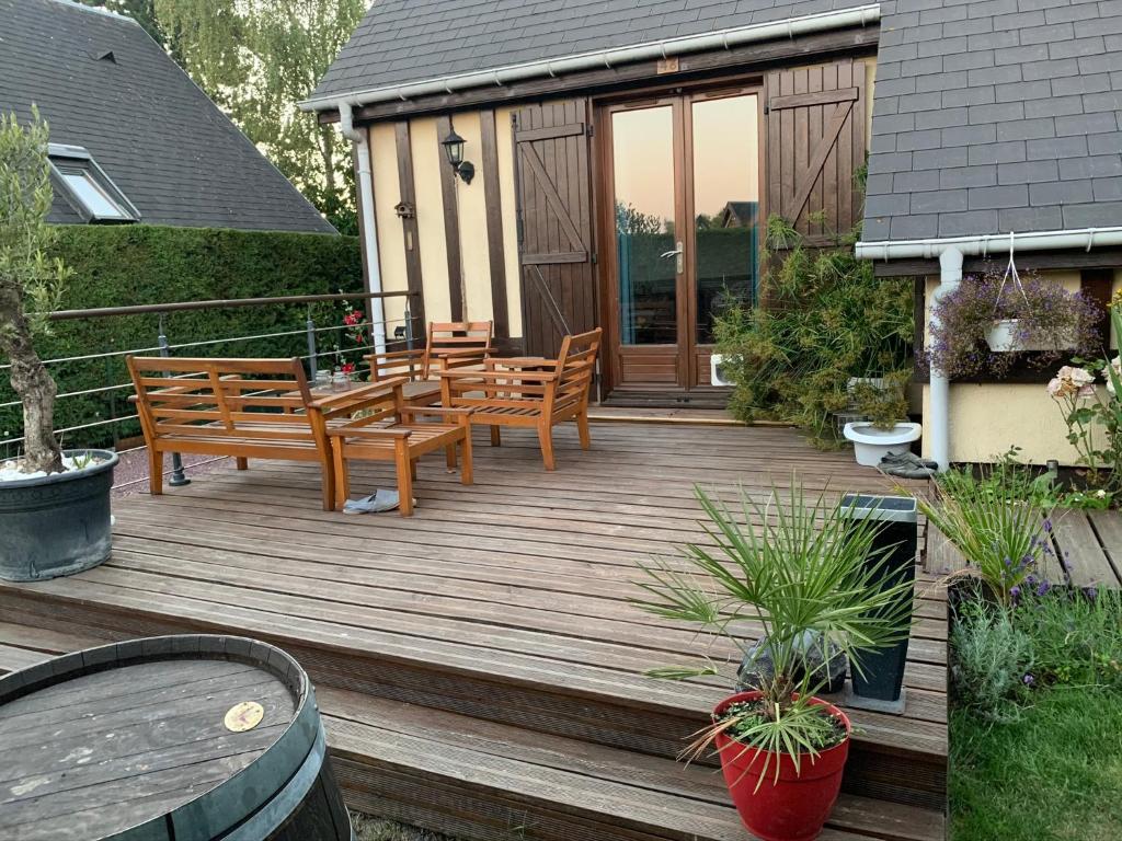 Chalet Le chalet Normand 46 La Cour Normande 14810 Merville-Franceville-Plage