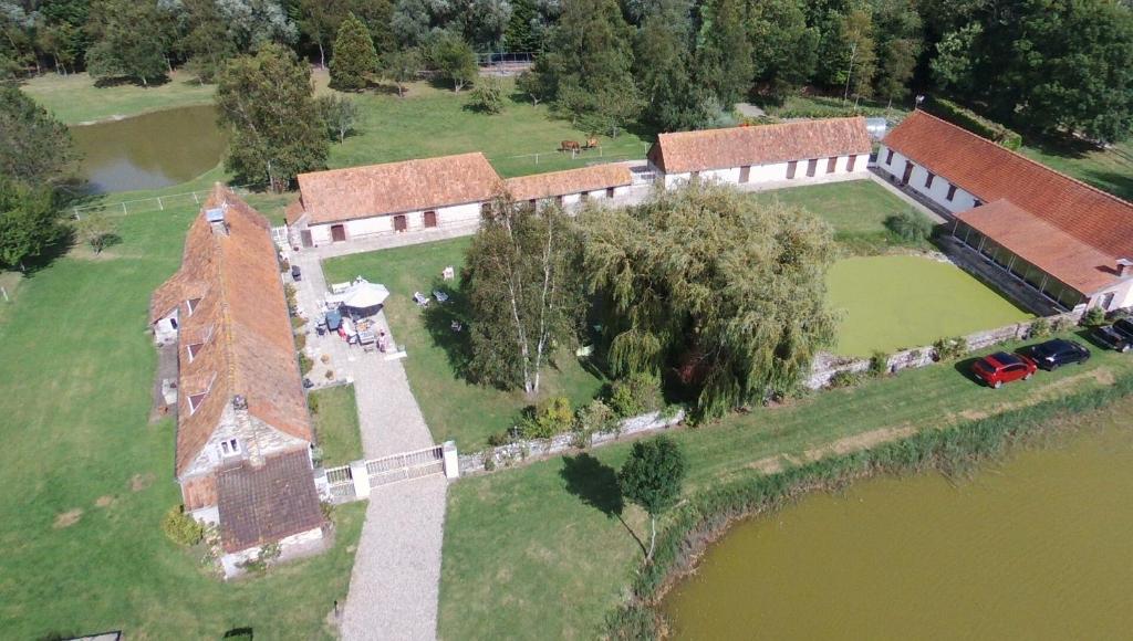 Le Chalet 34390 Prémian
