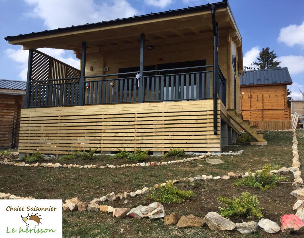 Chalet CHALET LE HERISSON Chemin du Bois, 39150 Saint-Laurent-du-Jura