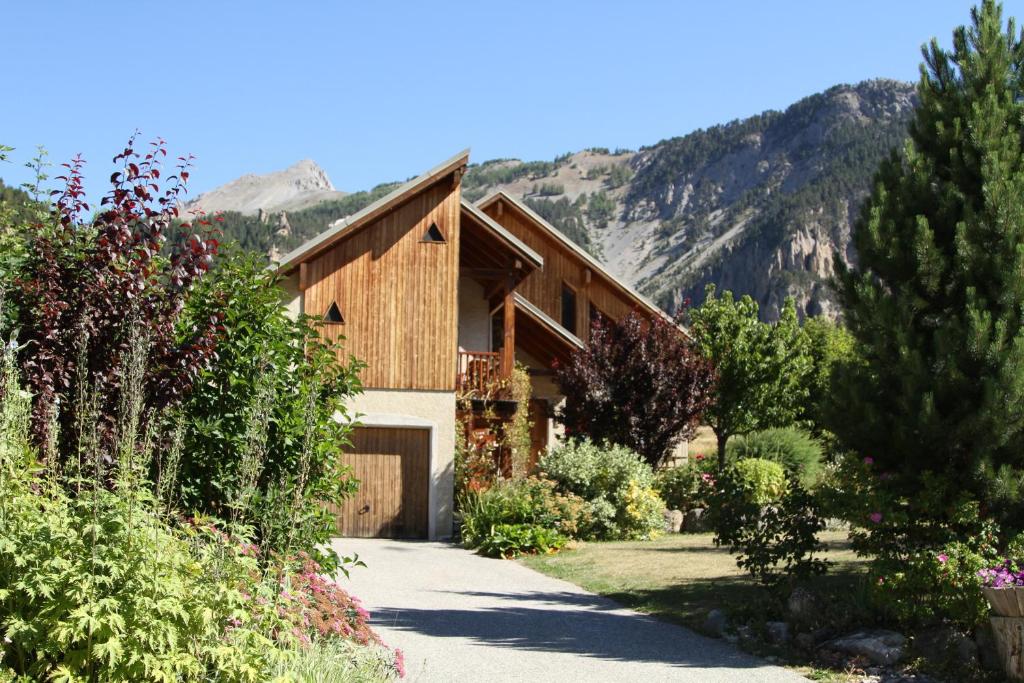 Le Pied des Thûres - Family Chalet to host memorable moments! Les Âmes, 05100 Névache