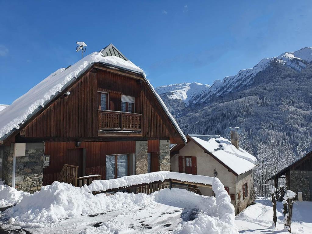 Chalet Chalet Le Sambuis 142 Ancienne Route, 73130 Saint-Colomban-des-Villards