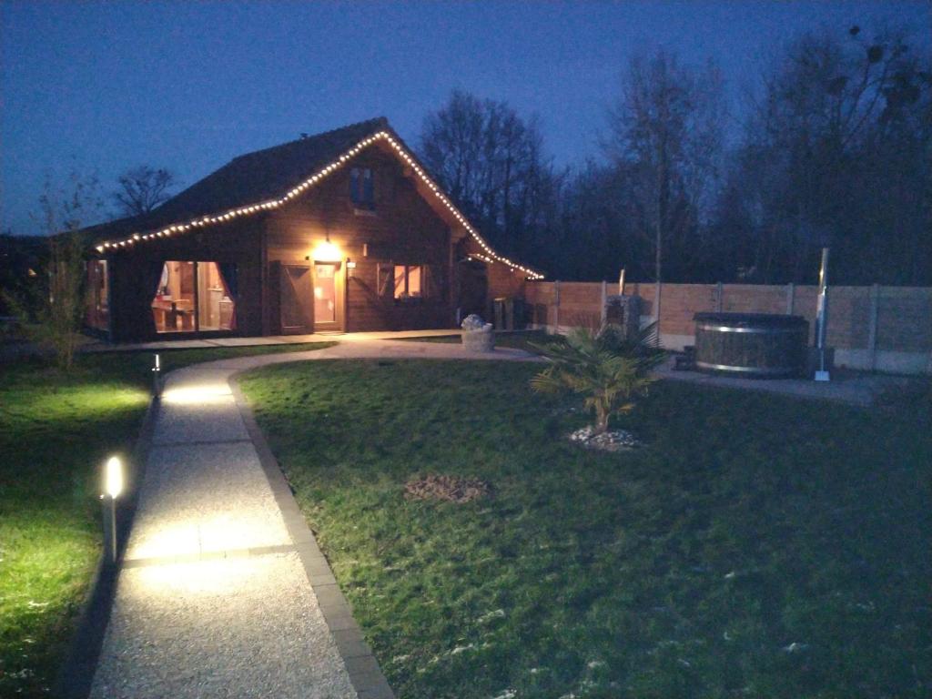 Chalet Chalet Le Trou Du Charme Le Trou Du Charme, 62240 Bournonville