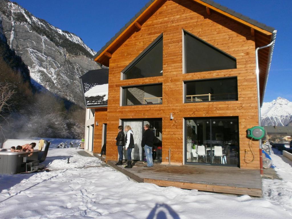 Chalet #Lemasdoisans au pied de l'Alpe d'Huez via Bourg d'Oisans L'Etoile des Glaciers Hameau le Vert 38520 Le Bourg-dʼOisans