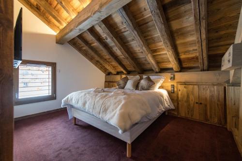 LEONIE - Luxueux chalet avec piscine interieure, sauna et home cinema