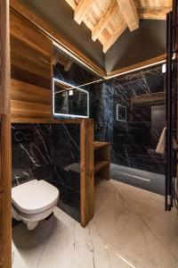 LEONIE - Luxueux chalet avec piscine interieure, sauna et home cinema