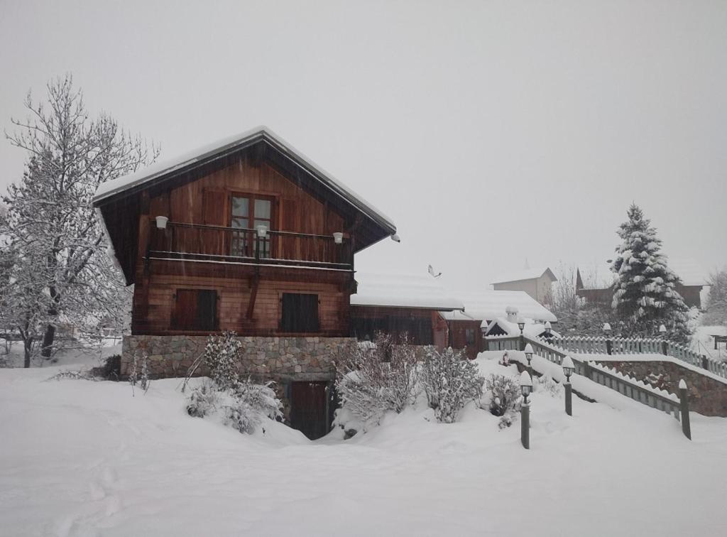 Chalet Les 3 Petits Cochons Chalet Puy Saint Vincent Village Clôt de Saint-Romain 05290 Puy-Saint-Vincent