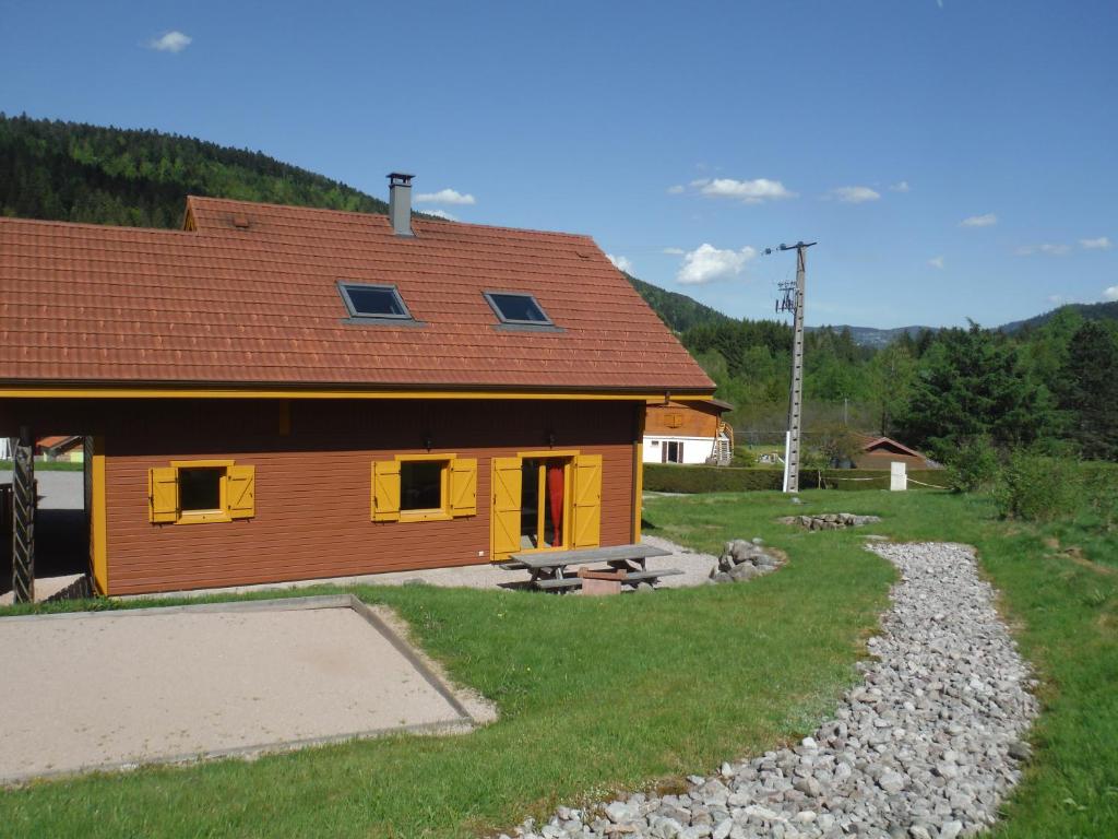 Chalet Les brimbelles 25 Chemin de la Scierie 88400 Gérardmer