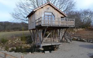 Chalet Les cabanes des Fontaines 20 Route des Thomas Louis 71200 Saint-Sernin-du-Bois Bourgogne