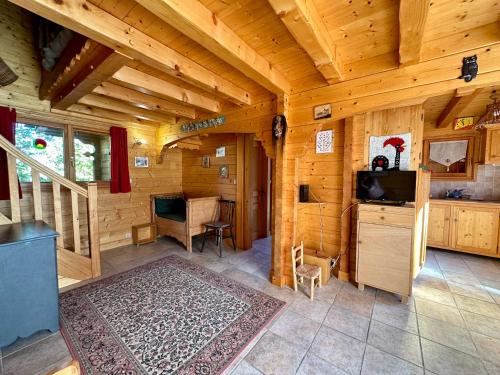 Chalet Chalet Les Carroz d'Arâches, 4 pièces, 6 personnes - FR-1-572-264 263 ROUTE DE FREVUARD Arâches-la-Frasse