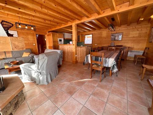 Chalet Les Carroz d'Arâches, 5 pièces, 8 personnes - FR-1-572-279 Arâches-la-Frasse france