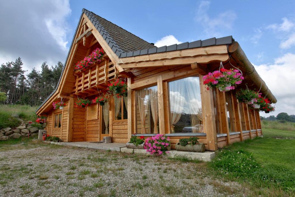 Chalet Les Chalets du Mazet Saint Voy Les Eyrauds 43520 Mazet-Saint-Voy