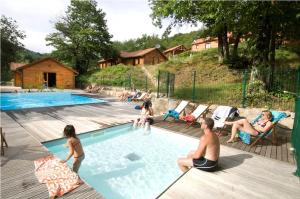 Chalet Les Châtaigniers du Lac Le Lac 48800 Pourcharesses Languedoc-Roussillon