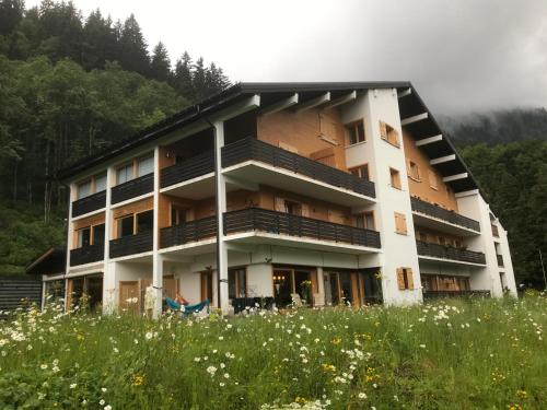 Les Cimes du Montblanc