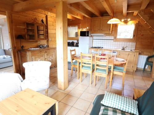 Chalet Les Gets, 5 pièces, 10 personnes - FR-1-623-58 Les Gets france