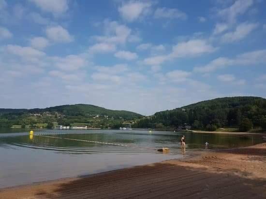 Camping Chalet les Hameaux du Perrier Chalet N 26 Les hameaux du Perrier, 19600 Lissac-sur-Couze