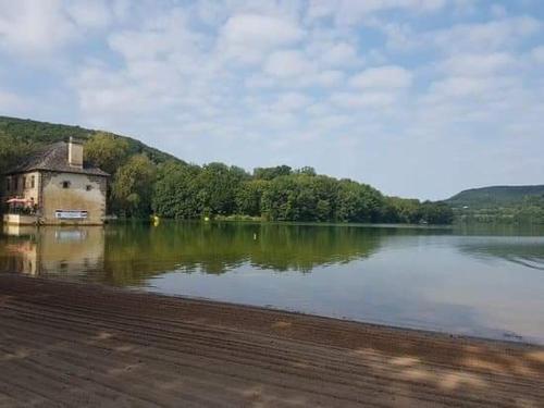 Chalet les Hameaux du Perrier Lissac-sur-Couze france