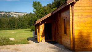 Les Jardins du Hérisson Chalet 2