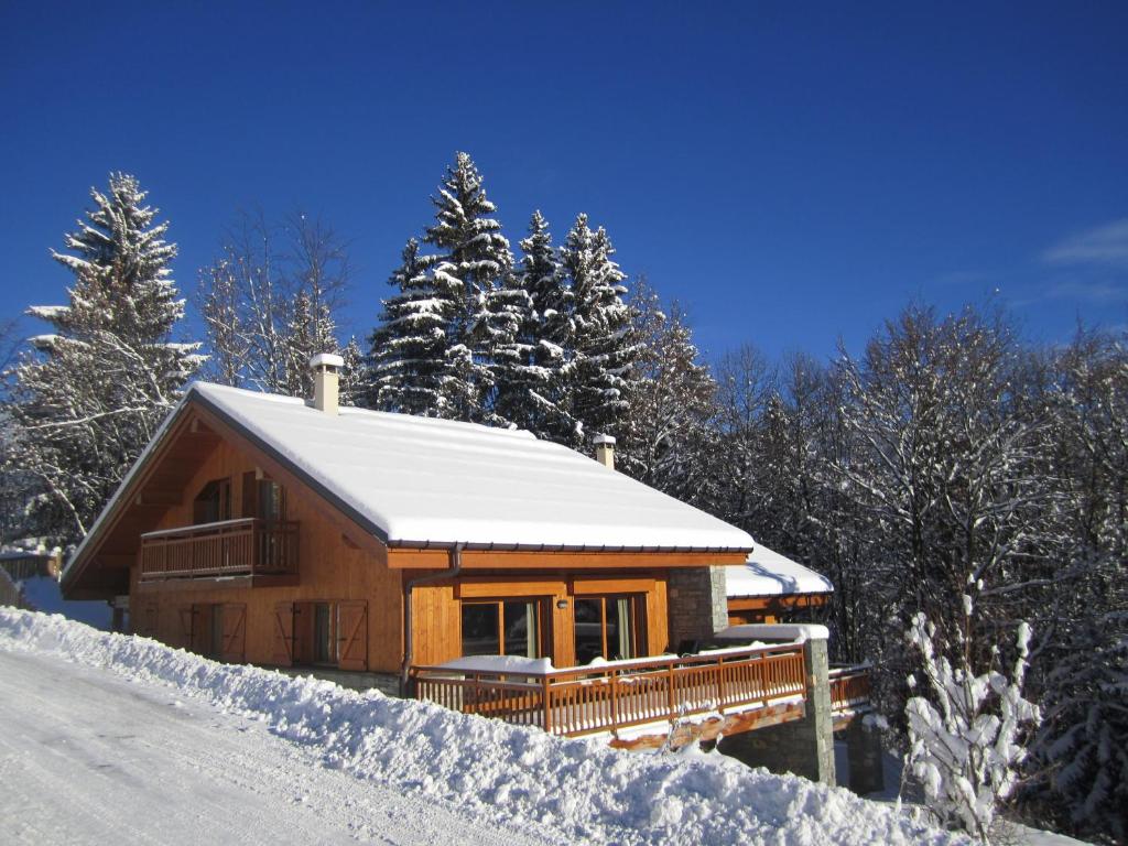 Chalets Chalet Les Jumelles Route des Cézares, 73550 Les Allues