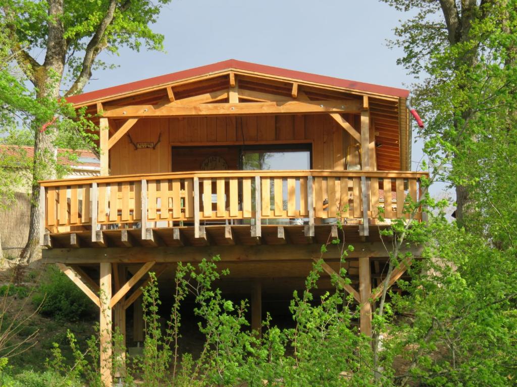 LES MATHIEUX la cabane du Parc Les Mathieux, 63160 Bongheat