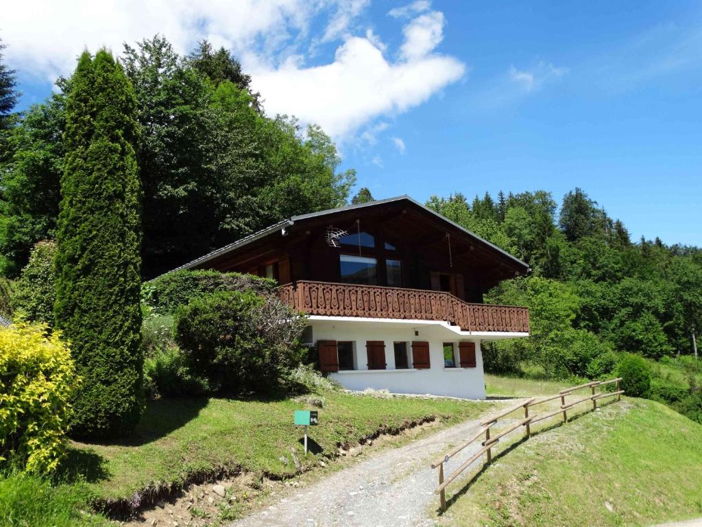 Chalet Les Oiseaux Bleus Le Bosson Route des Esserts 74440 Morillon