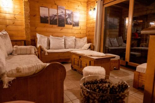 LOCABED CHALET LE GRAND LOUP PROCHE PISTES ET ODYCEA