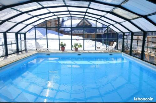 Location à la Montagne avec piscine été / hiver vg23