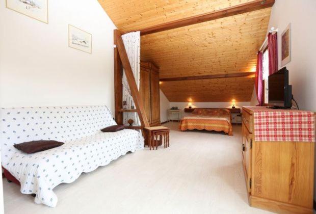 Madame Vacances - Les Chalets De Crête Côte Village 73210 La Plagne