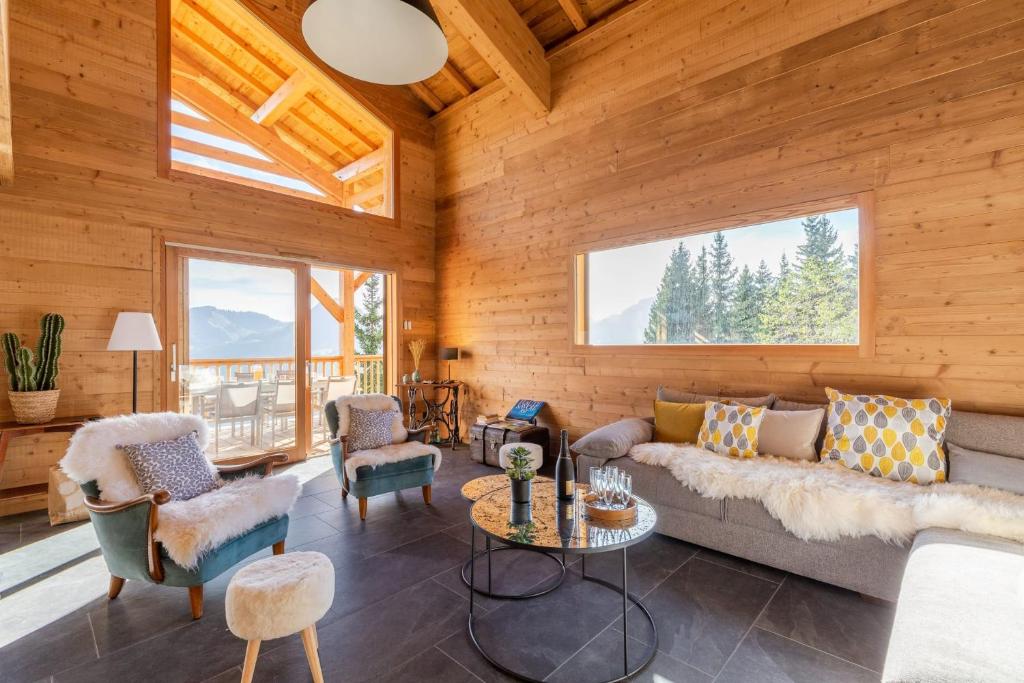 Magnificent chalet with exceptional view Chemin du Plan du Mont, 74230 Manigod