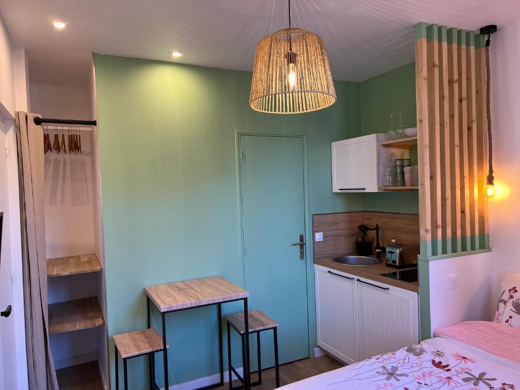 Magnifique Chalet (14pers) +Jacuzzi proche station 05200 Les Orres